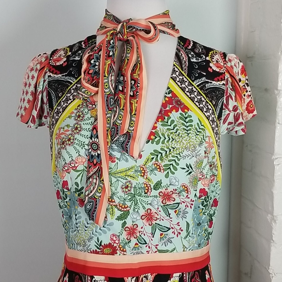 alice and olivia tamara dress